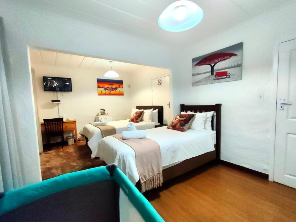 Libra Lodge Sandton Extérieur photo