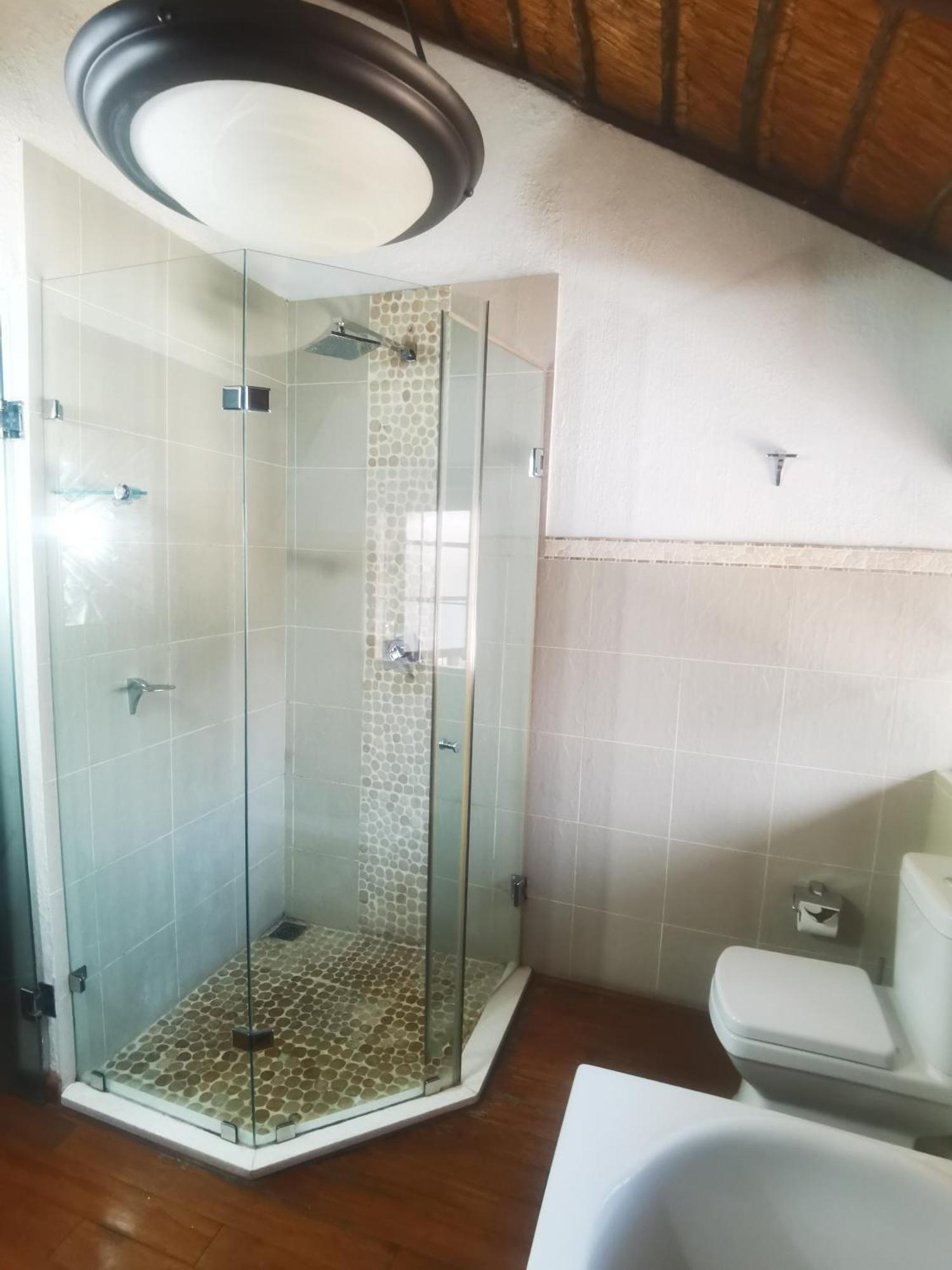 Libra Lodge Sandton Extérieur photo
